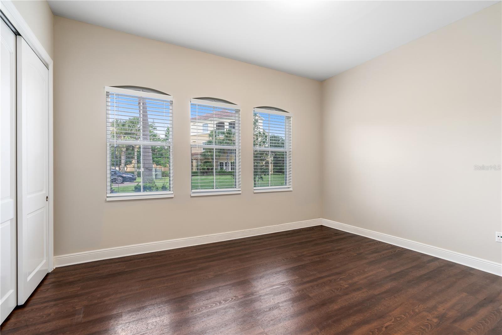 30 CASA BELLA CIR #1001