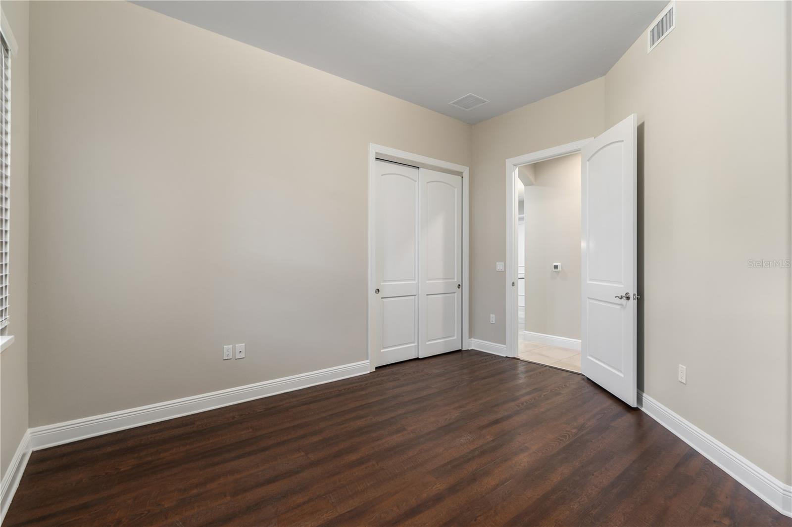 30 CASA BELLA CIR #1001