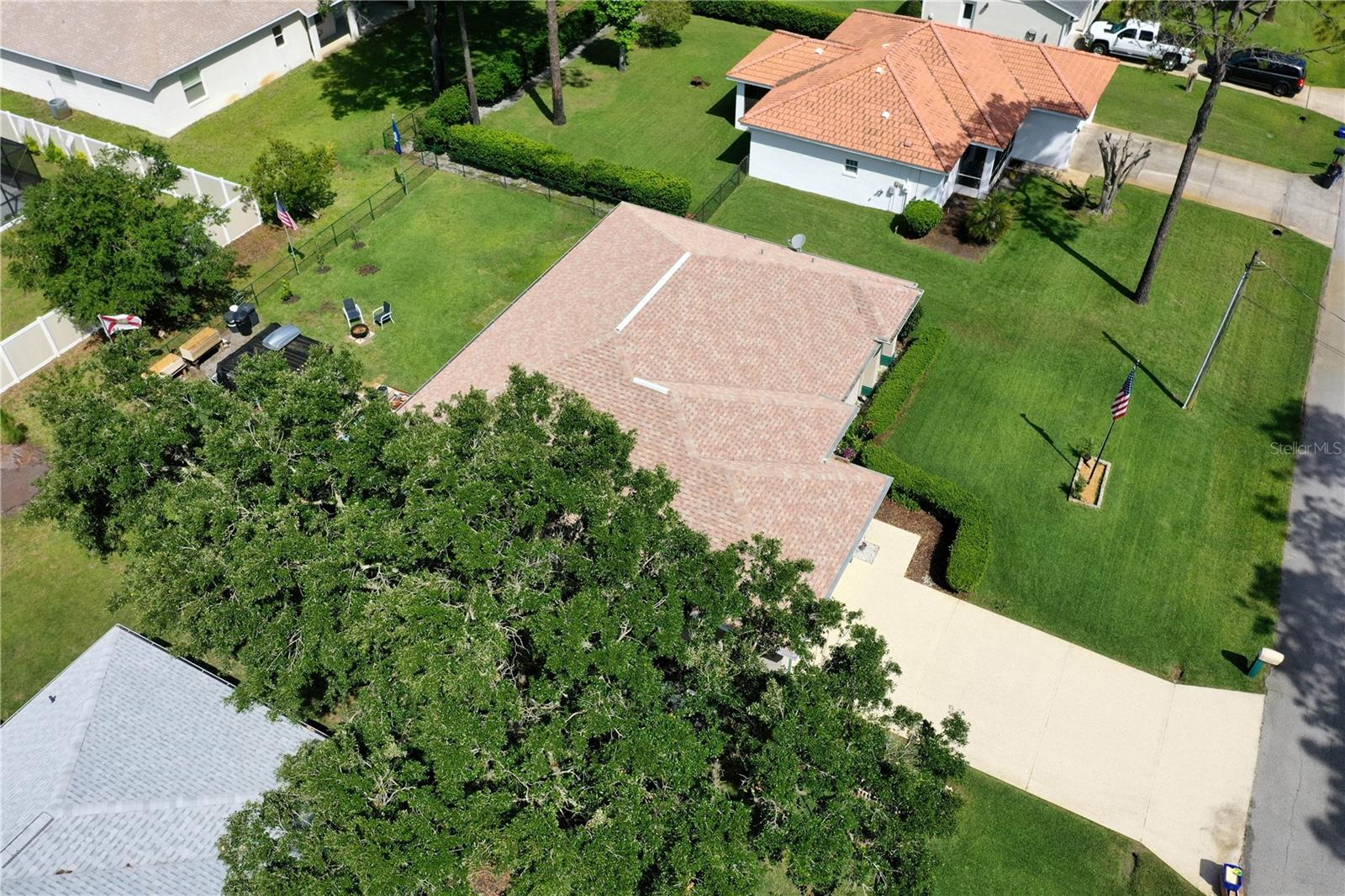 41 WALKER DR