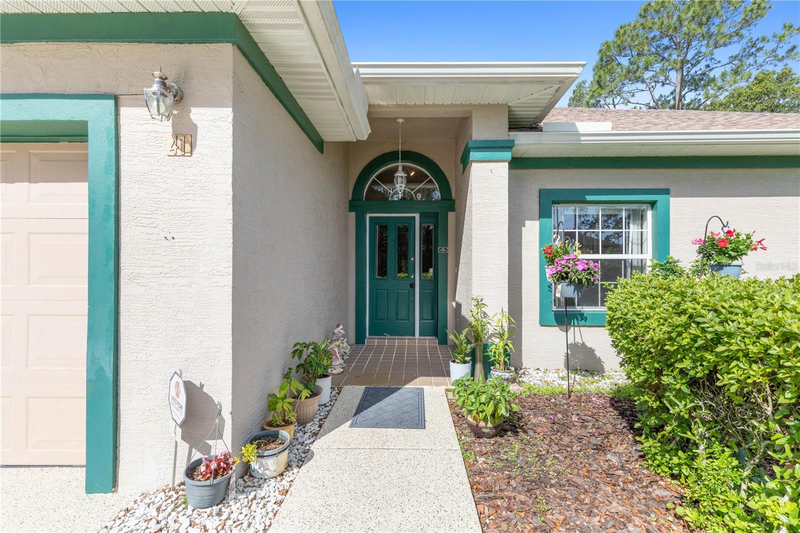 41 WALKER DR