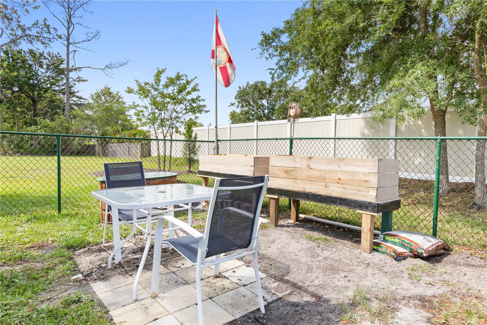 41 WALKER DR