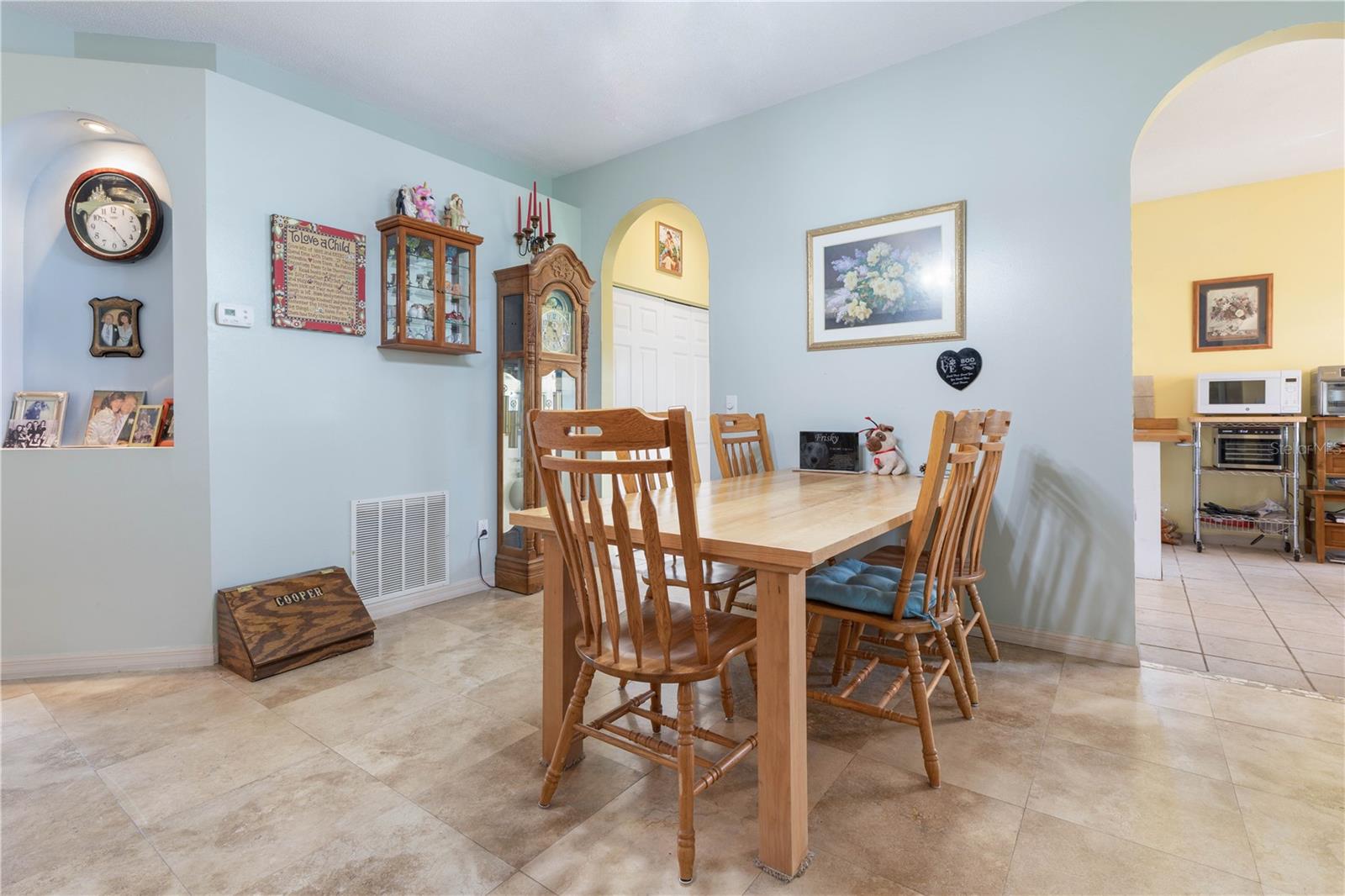 41 WALKER DR
