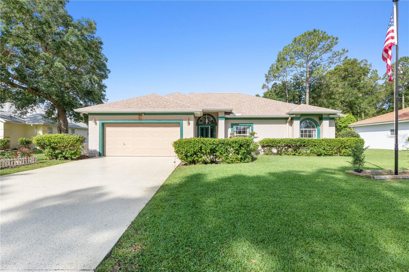 41 WALKER DR