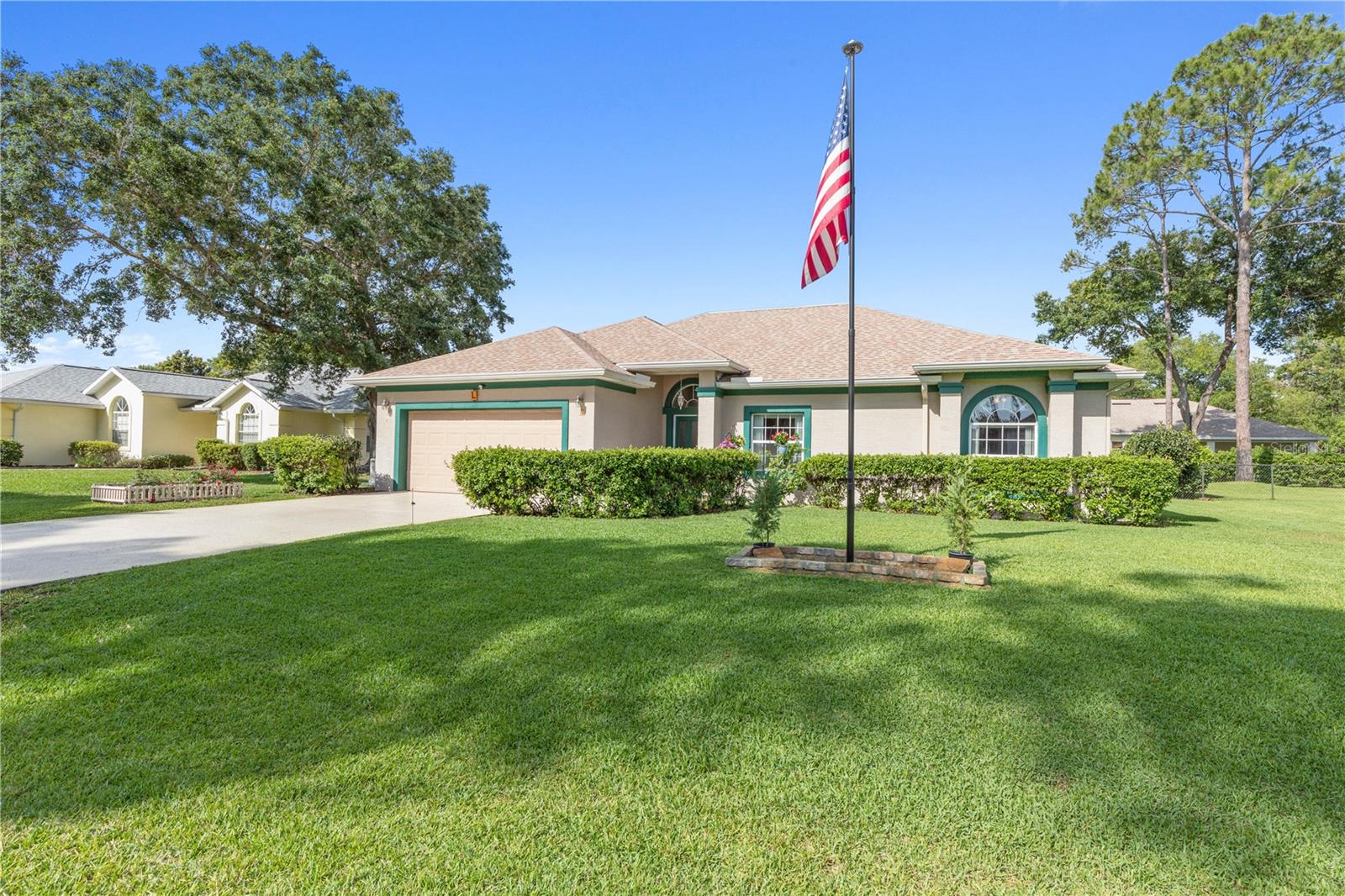 41 WALKER DR