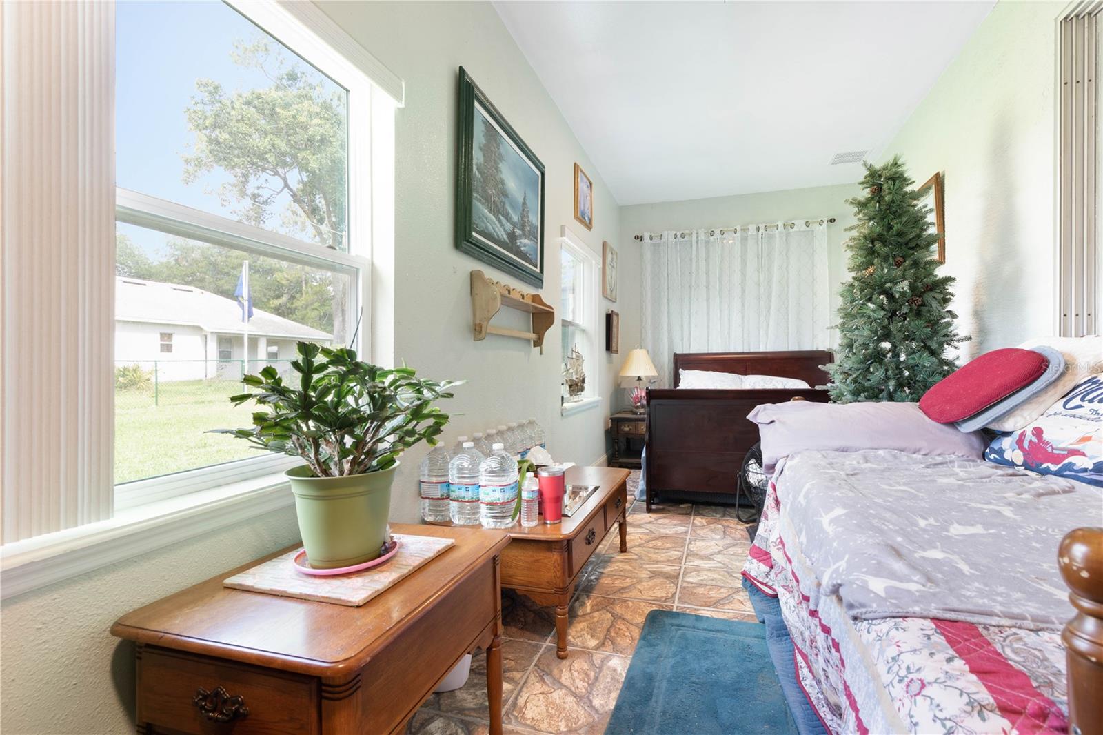 41 WALKER DR