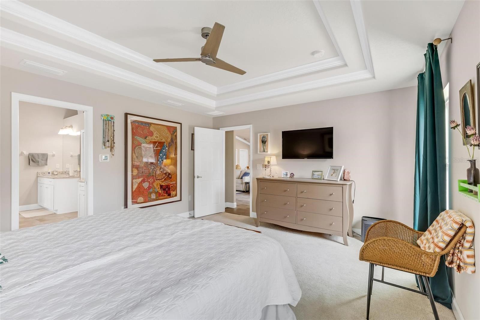 3 FAIRMONT LN