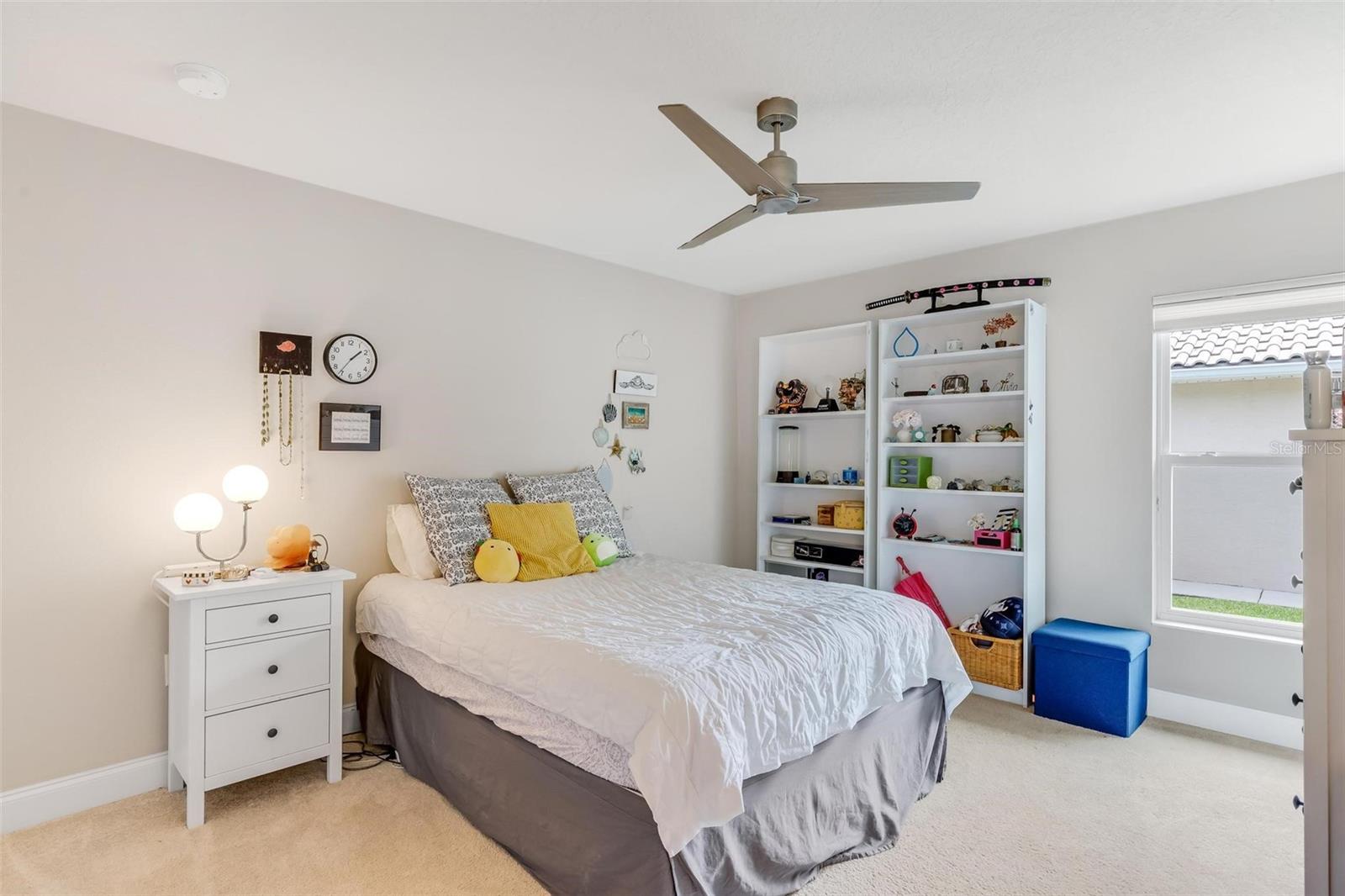 3 FAIRMONT LN