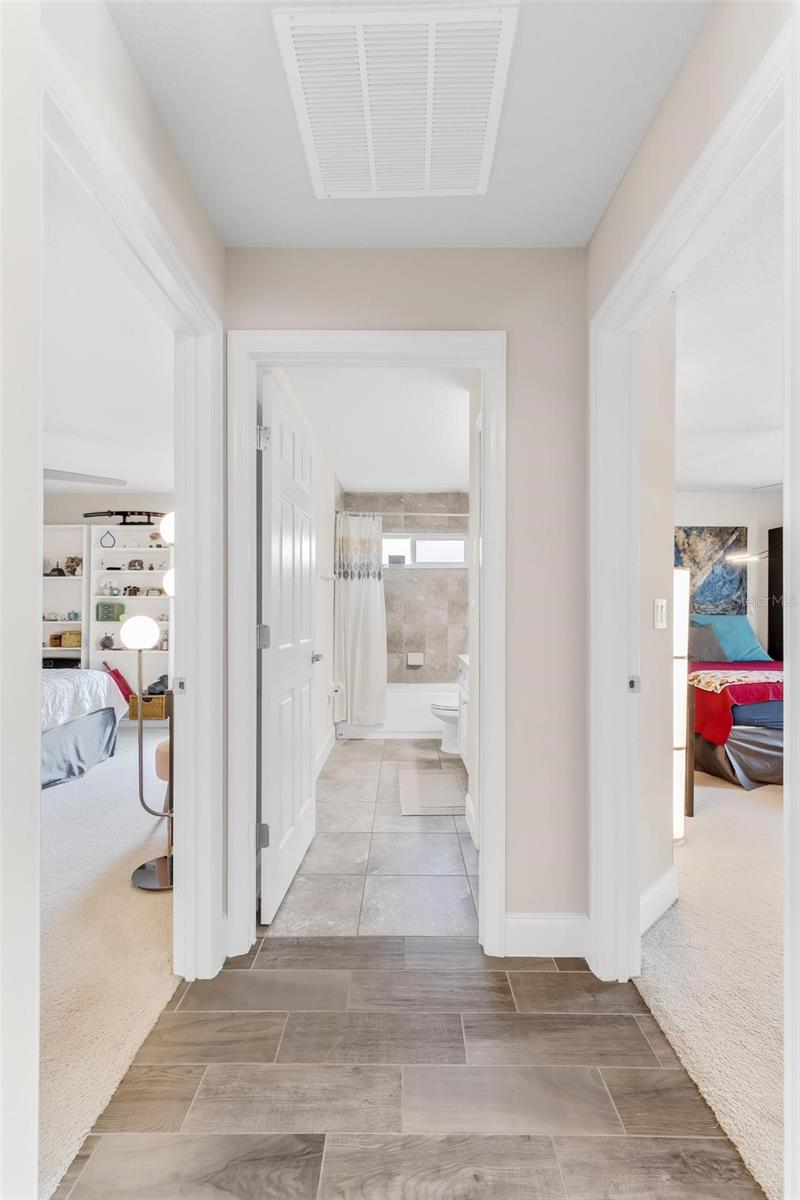 3 FAIRMONT LN