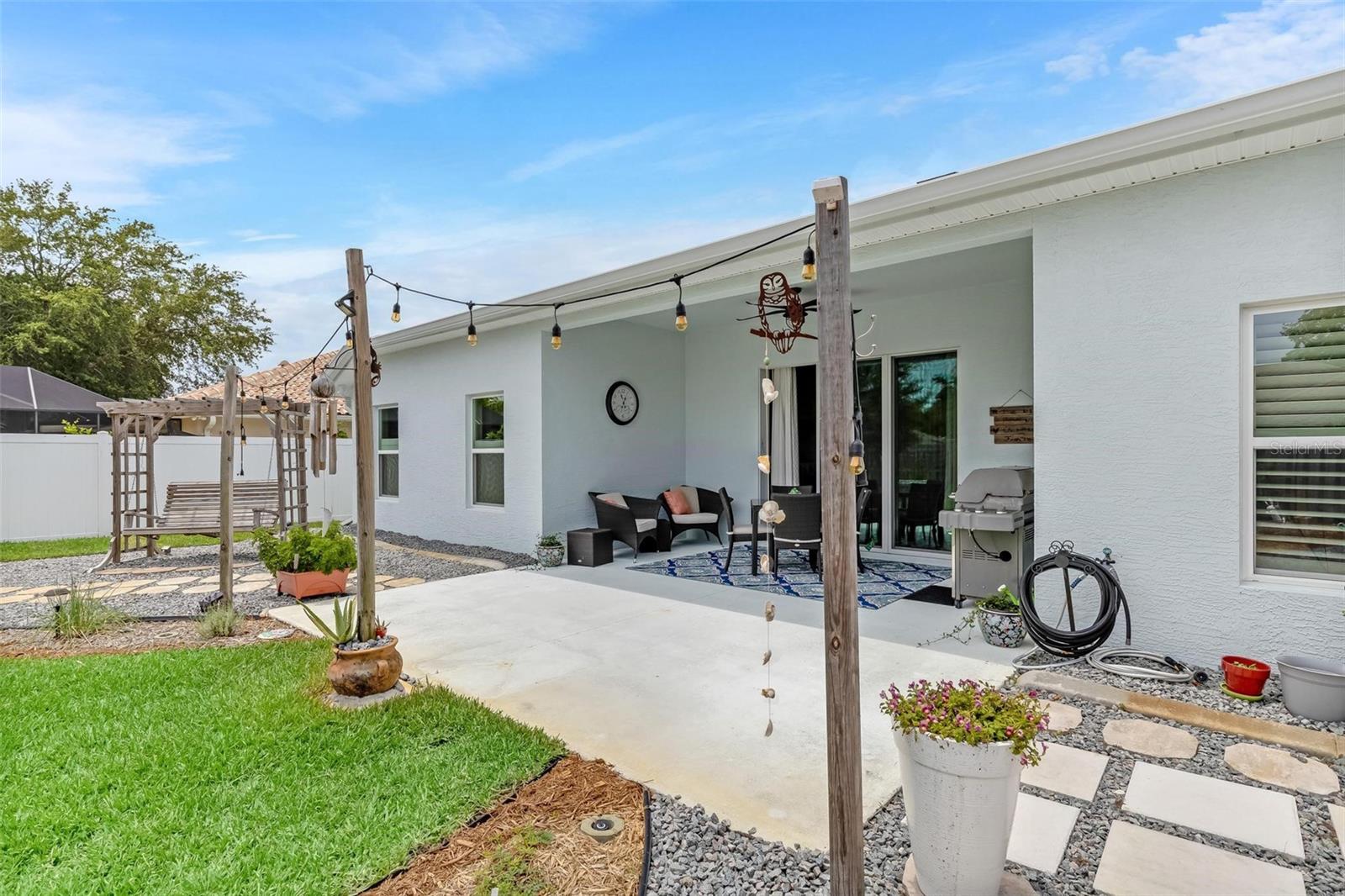 3 FAIRMONT LN