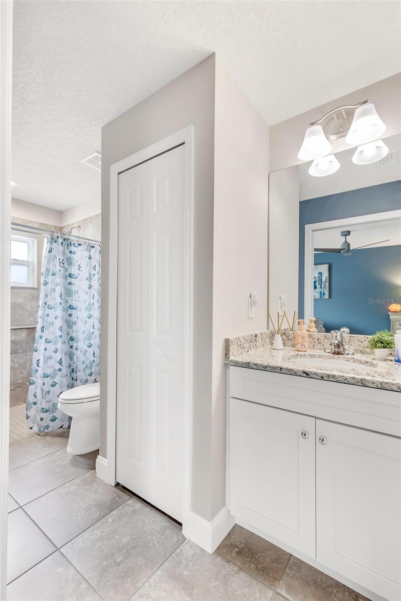 3 FAIRMONT LN