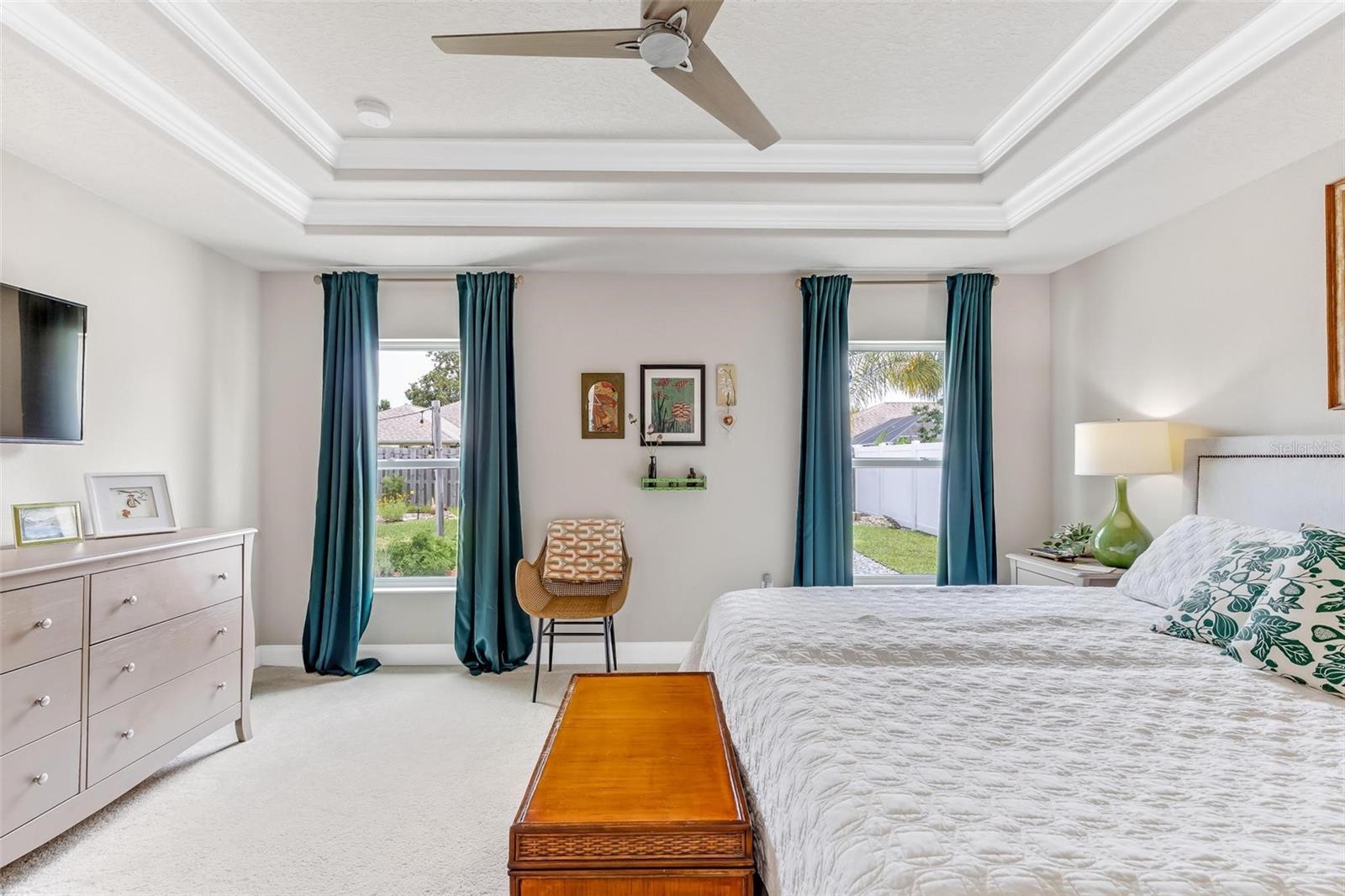 3 FAIRMONT LN