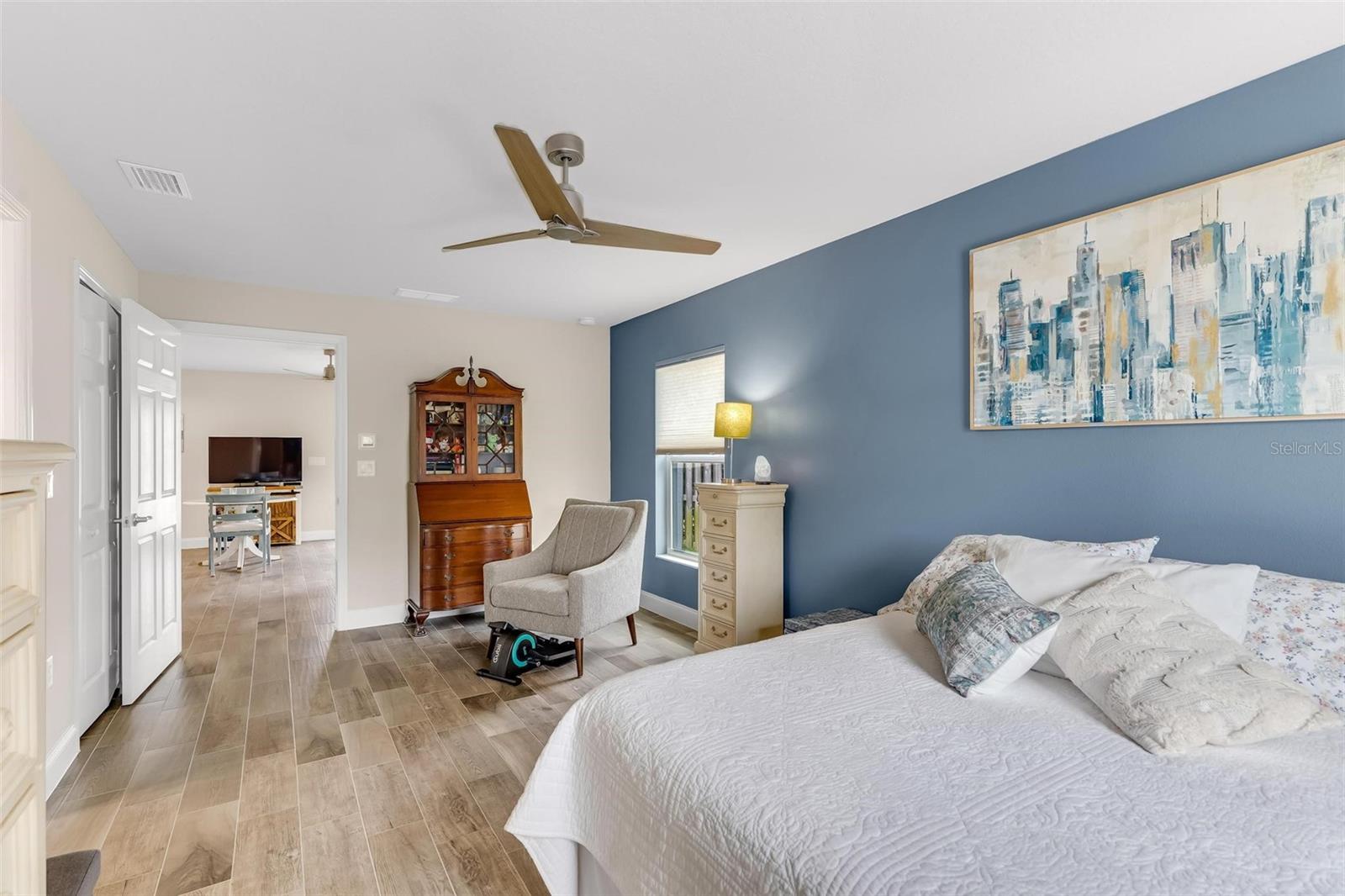 3 FAIRMONT LN