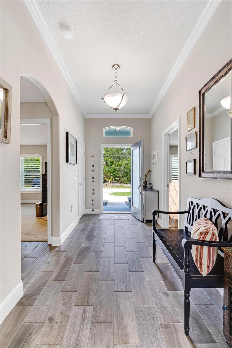 3 FAIRMONT LN