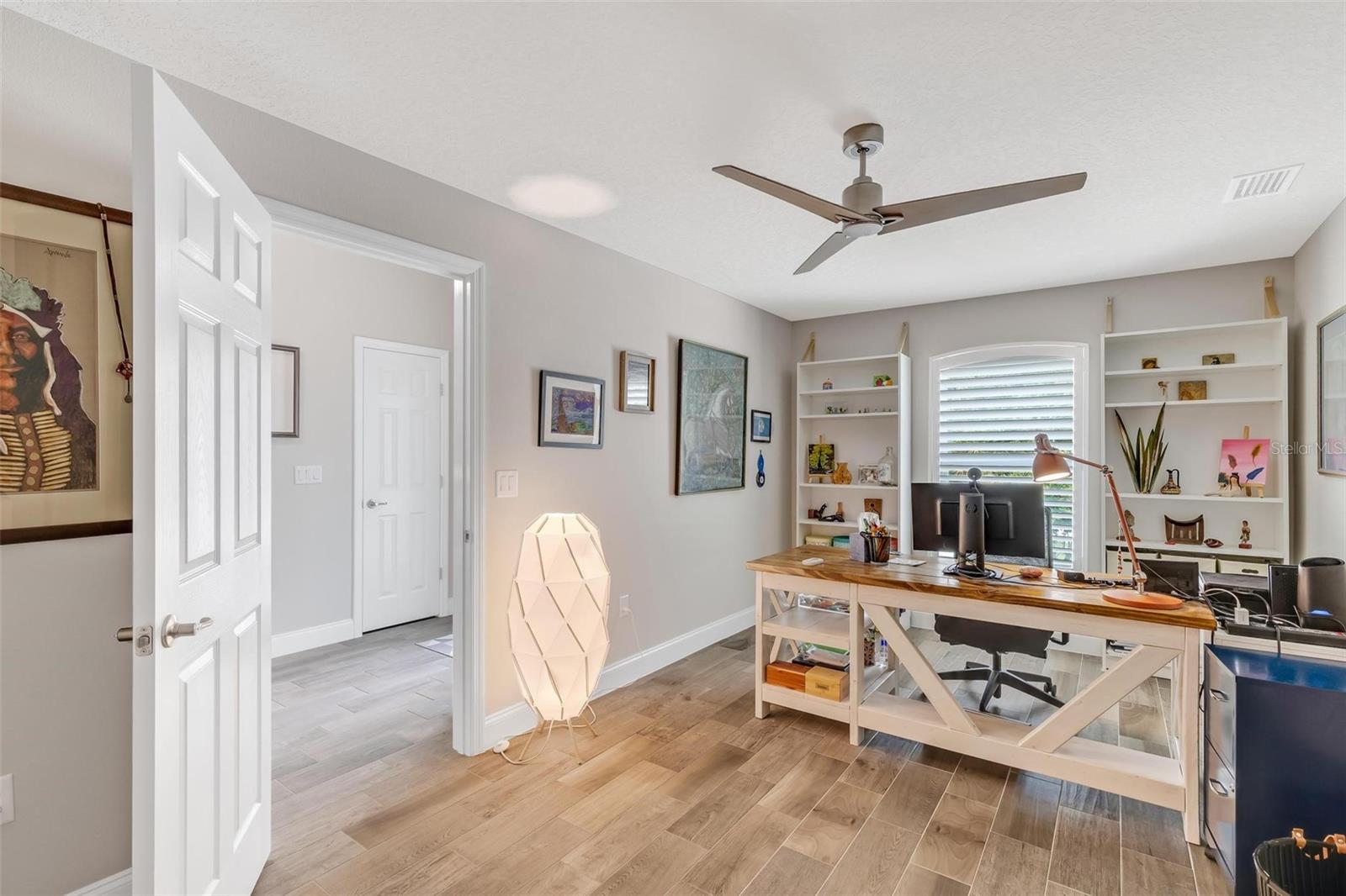 3 FAIRMONT LN