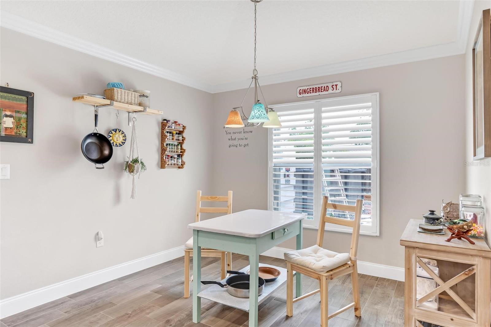 3 FAIRMONT LN