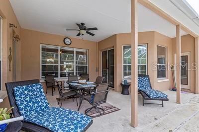 15 LAKESIDE PL E