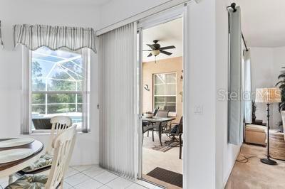 15 LAKESIDE PL E