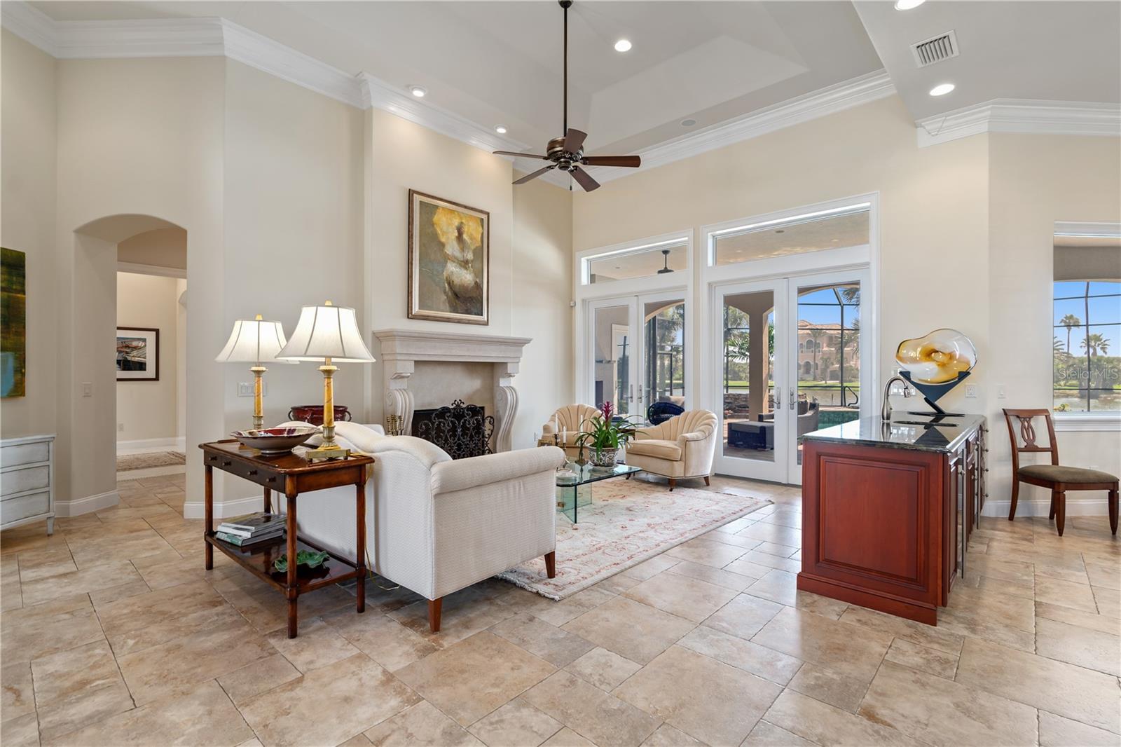 25 SAN GABRIEL LN