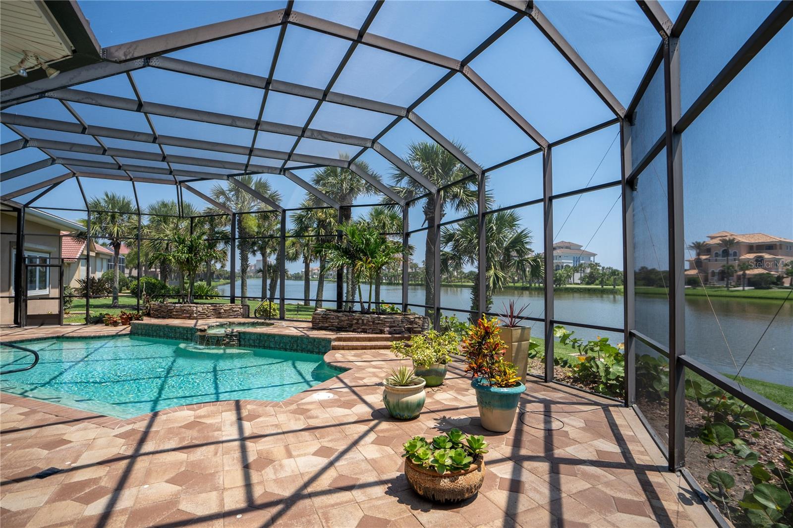 25 SAN GABRIEL LN