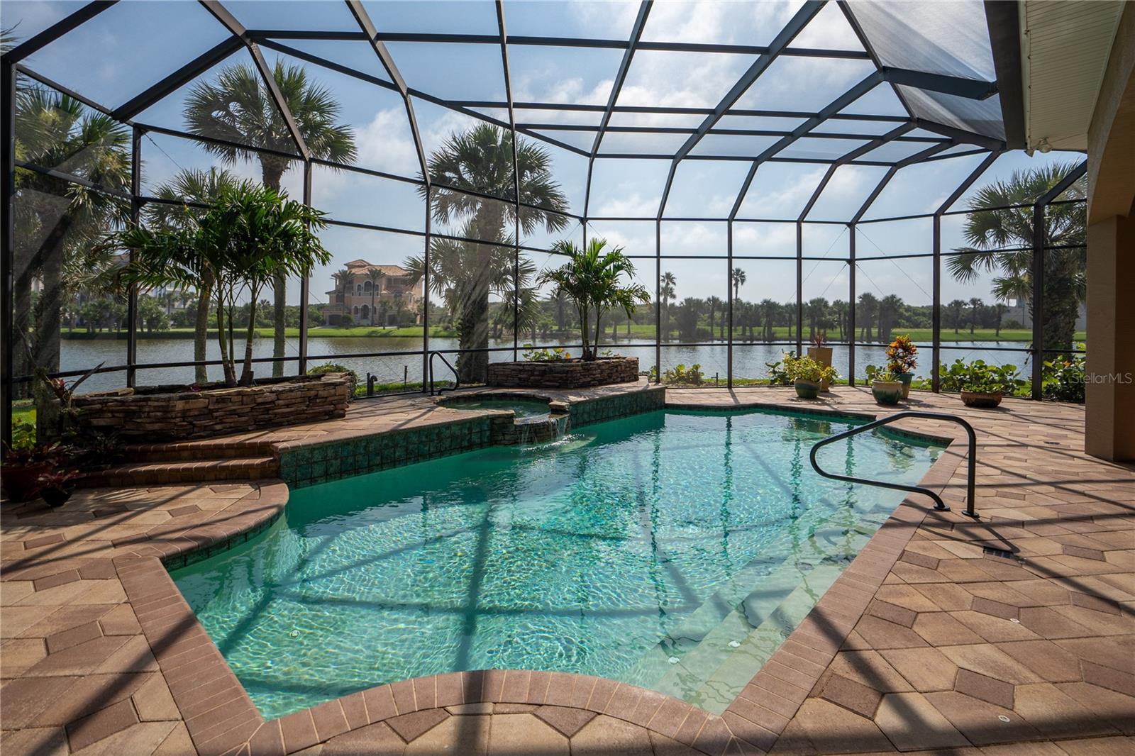25 SAN GABRIEL LN