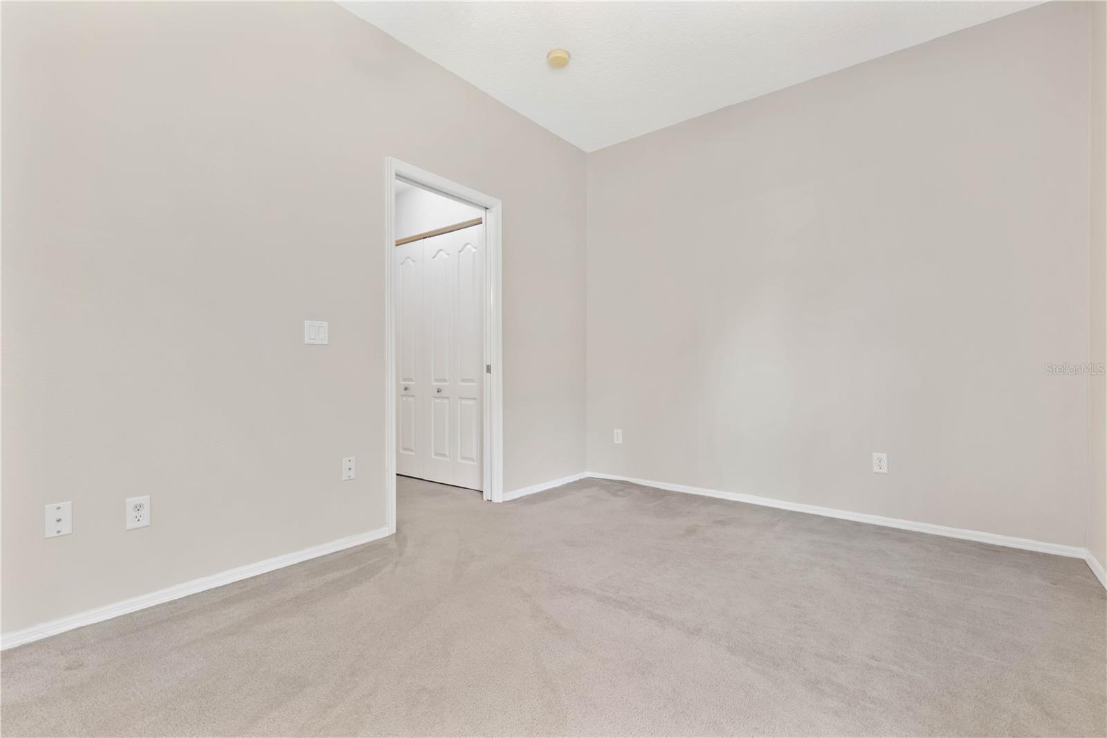 27 VERANDA WAY