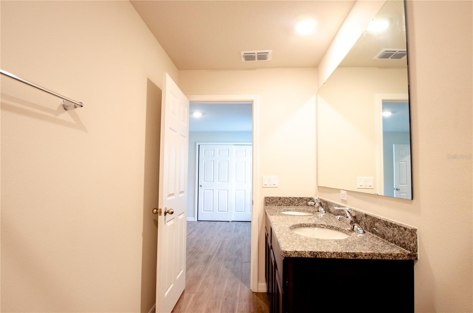 37 LLOSHIRE PATH #A