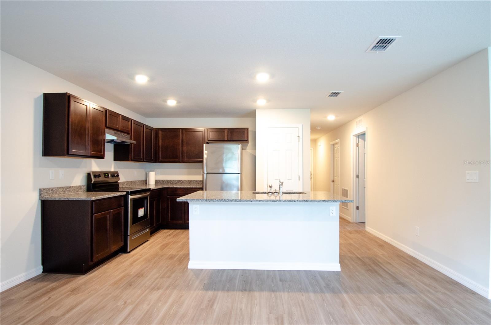 37 LLOSHIRE PATH #A