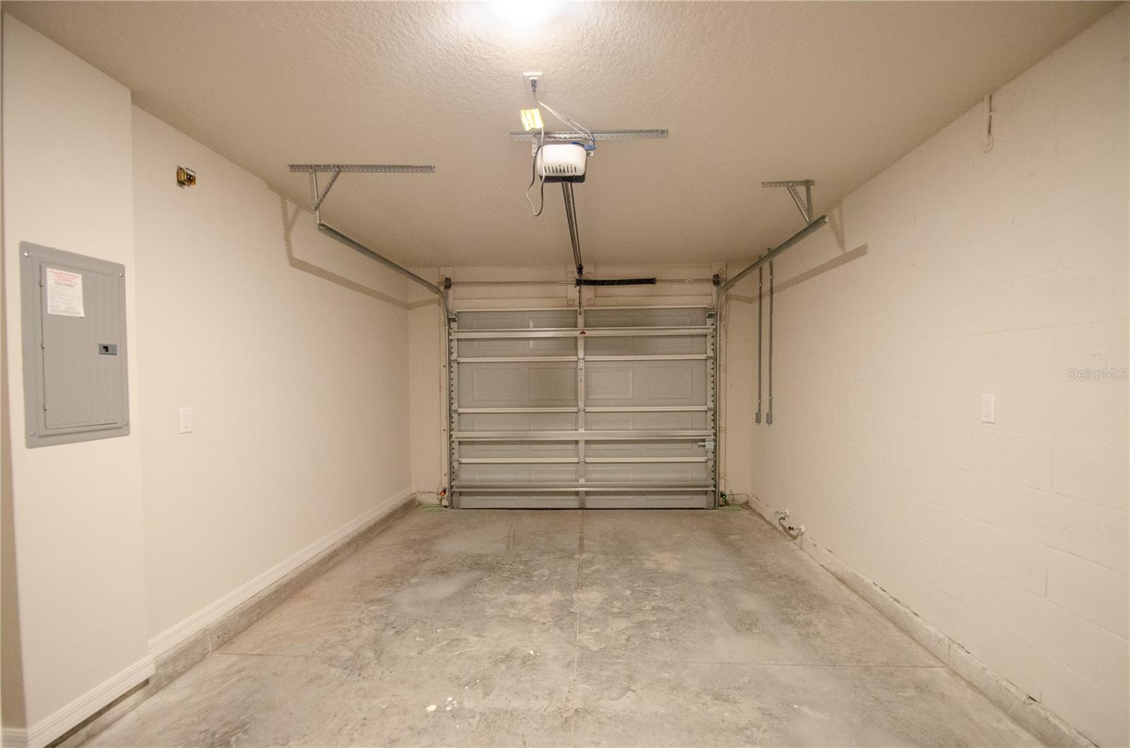 37 LLOSHIRE PATH #A