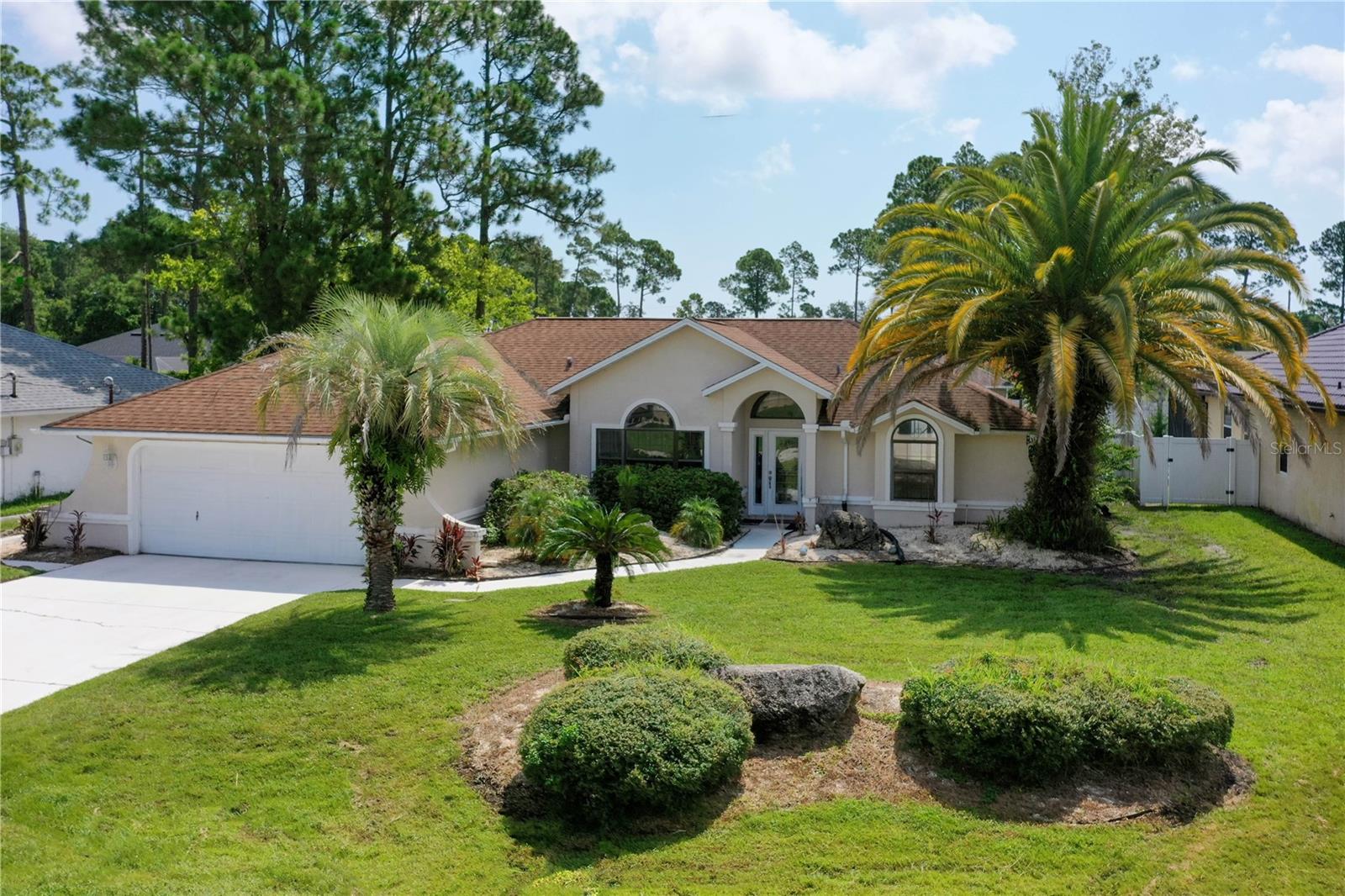 11 FALLON LN
