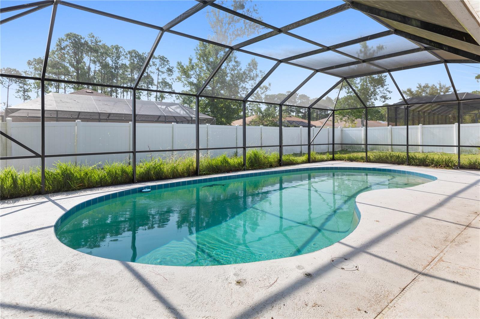 11 FALLON LN