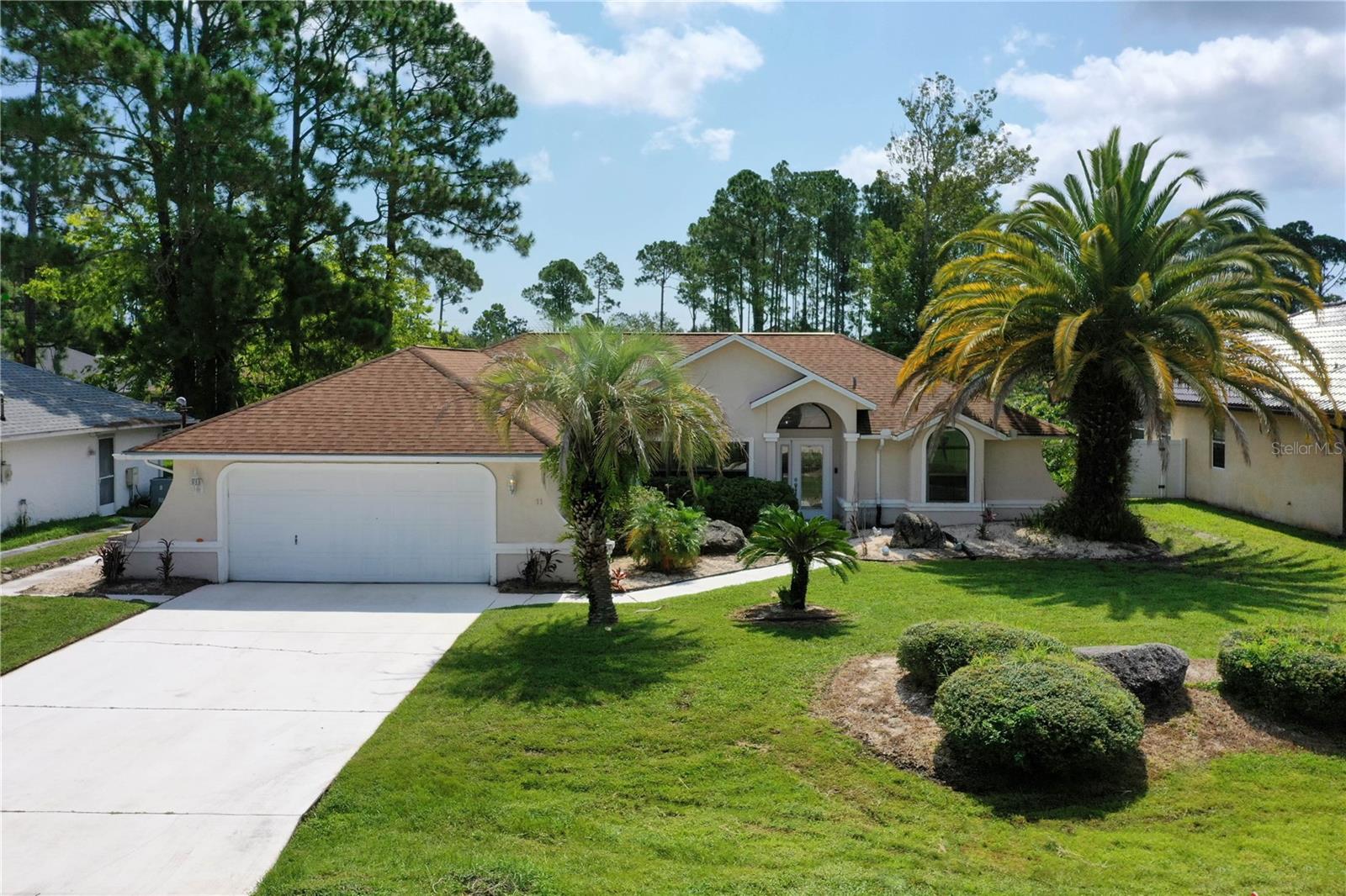 11 FALLON LN