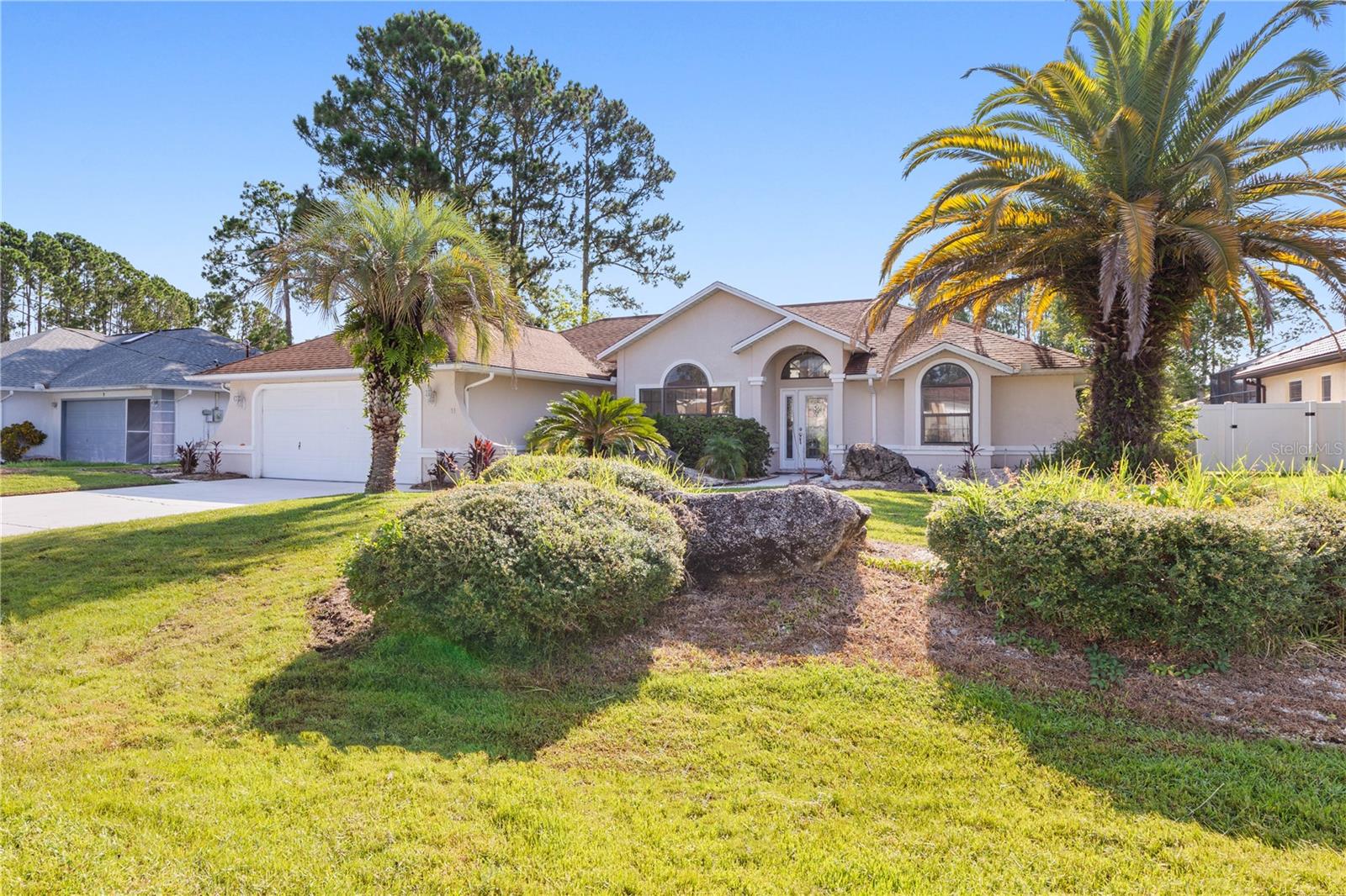 11 FALLON LN