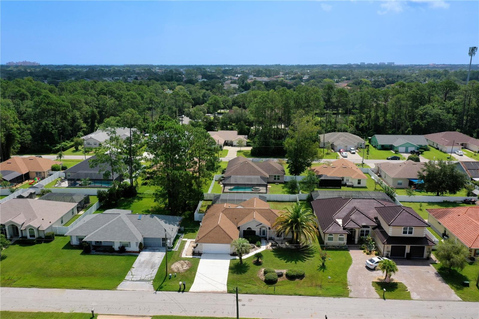 11 FALLON LN