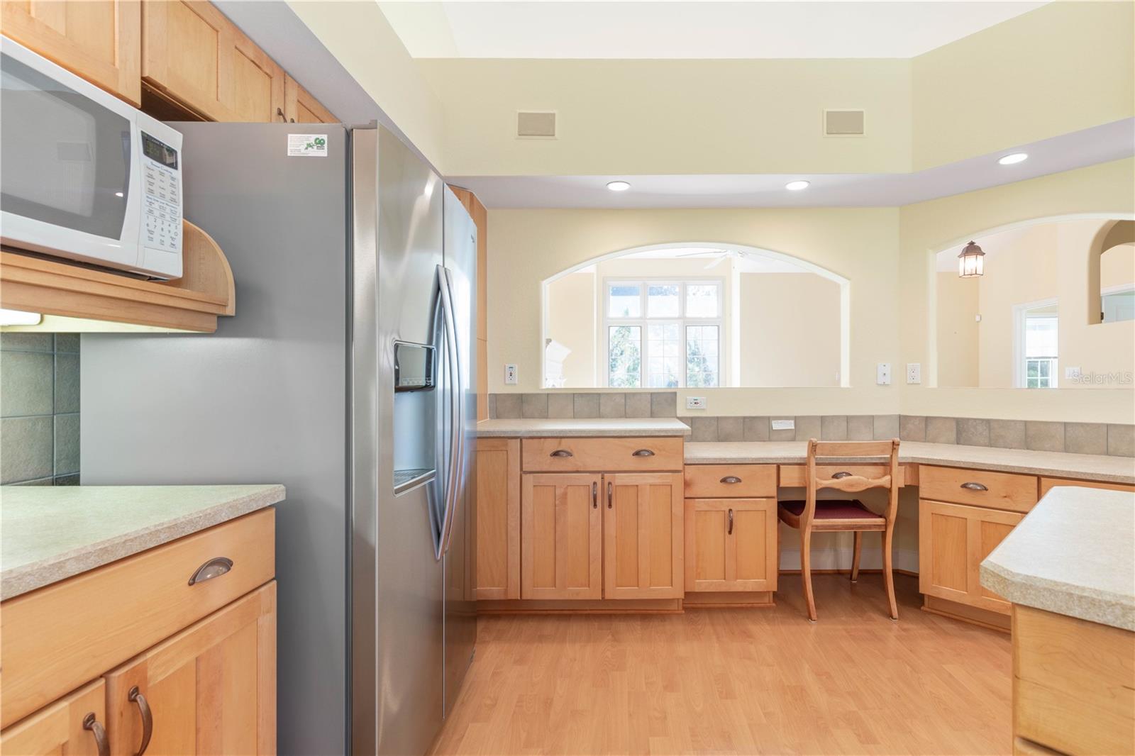 4004 ACOMA DR