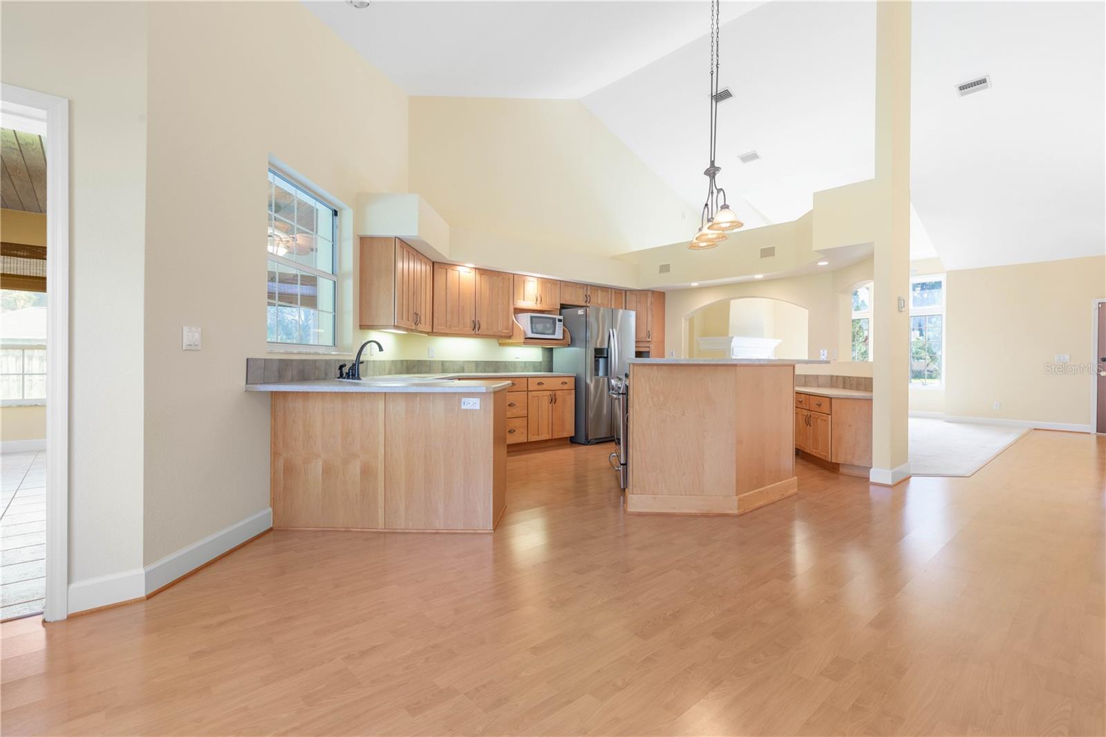 4004 ACOMA DR