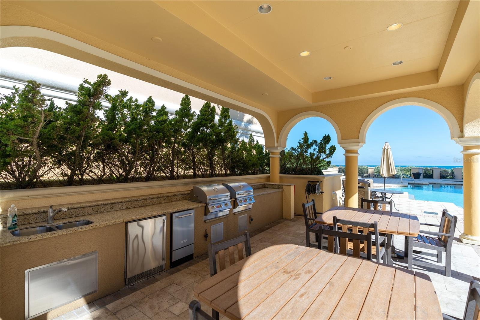 19 AVENUE DE LA MER #205