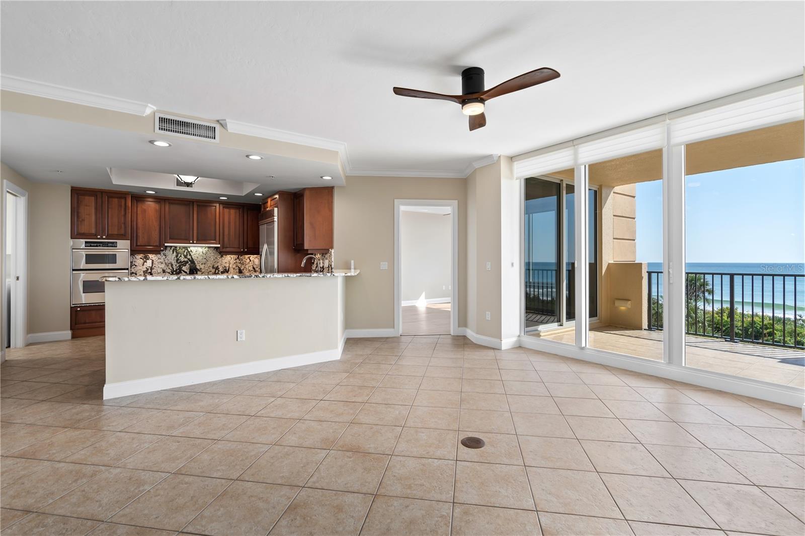 19 AVENUE DE LA MER #205