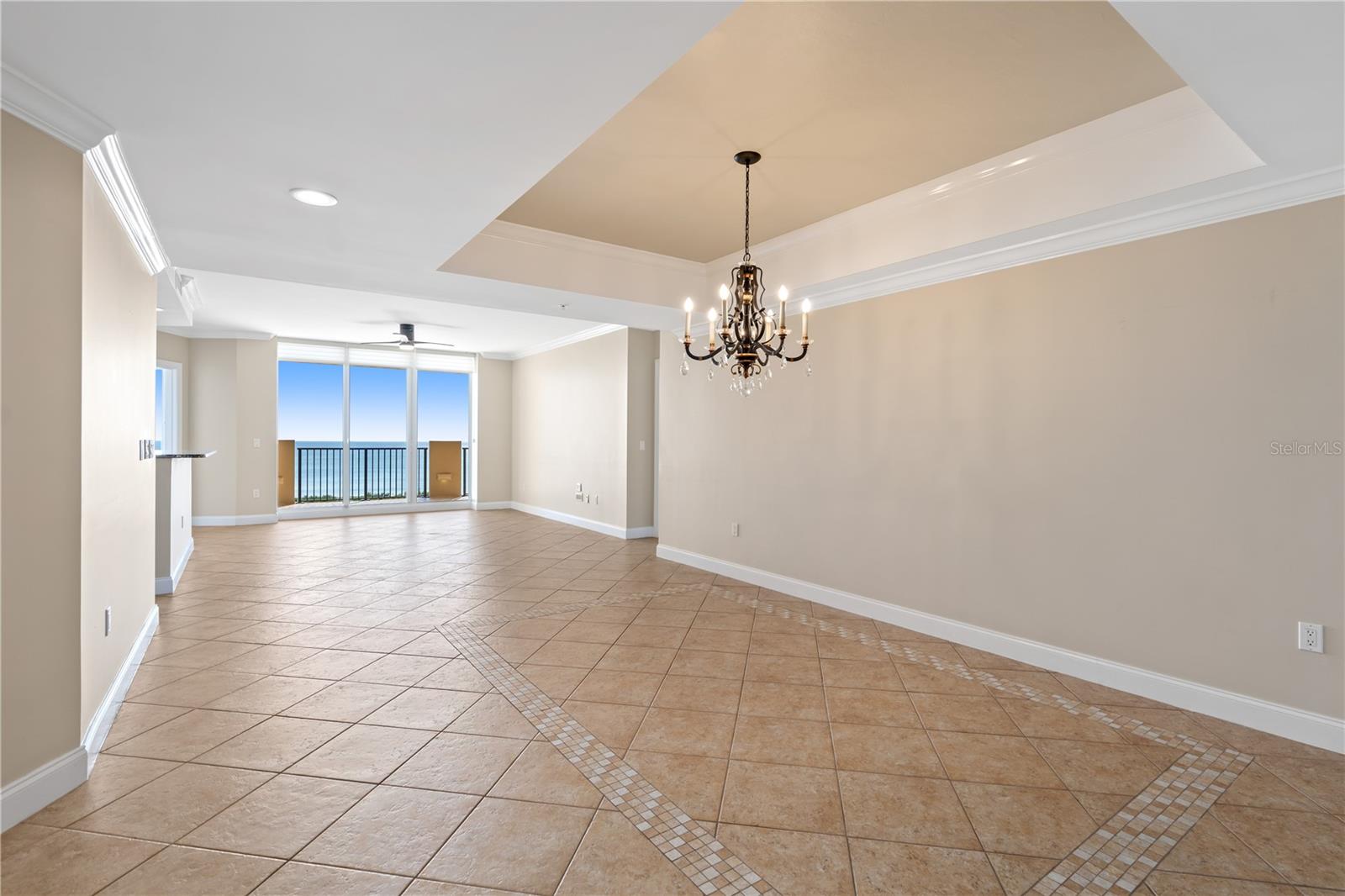 19 AVENUE DE LA MER #205