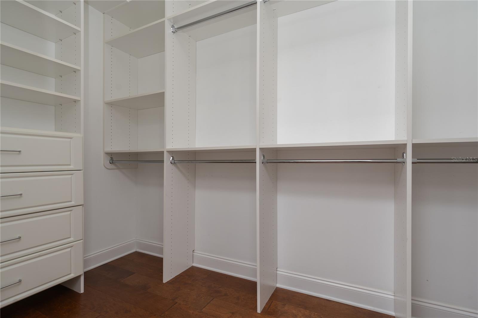 19 AVENUE DE LA MER #205