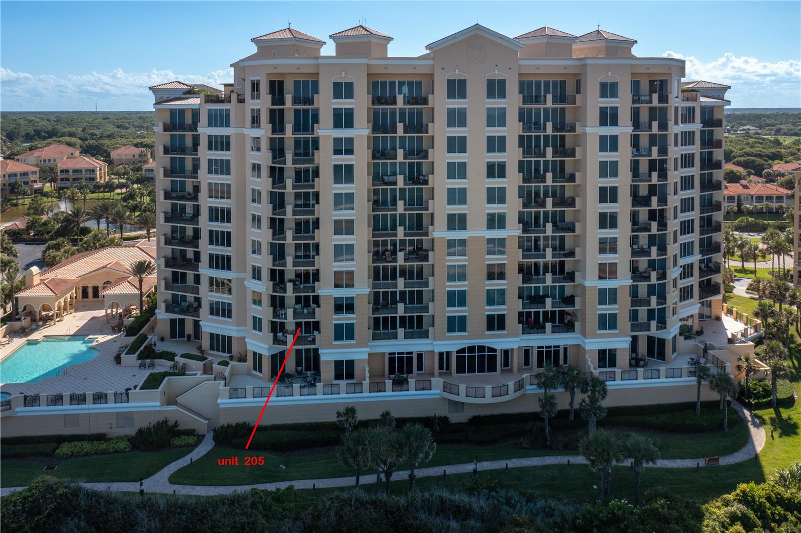 19 AVENUE DE LA MER #205