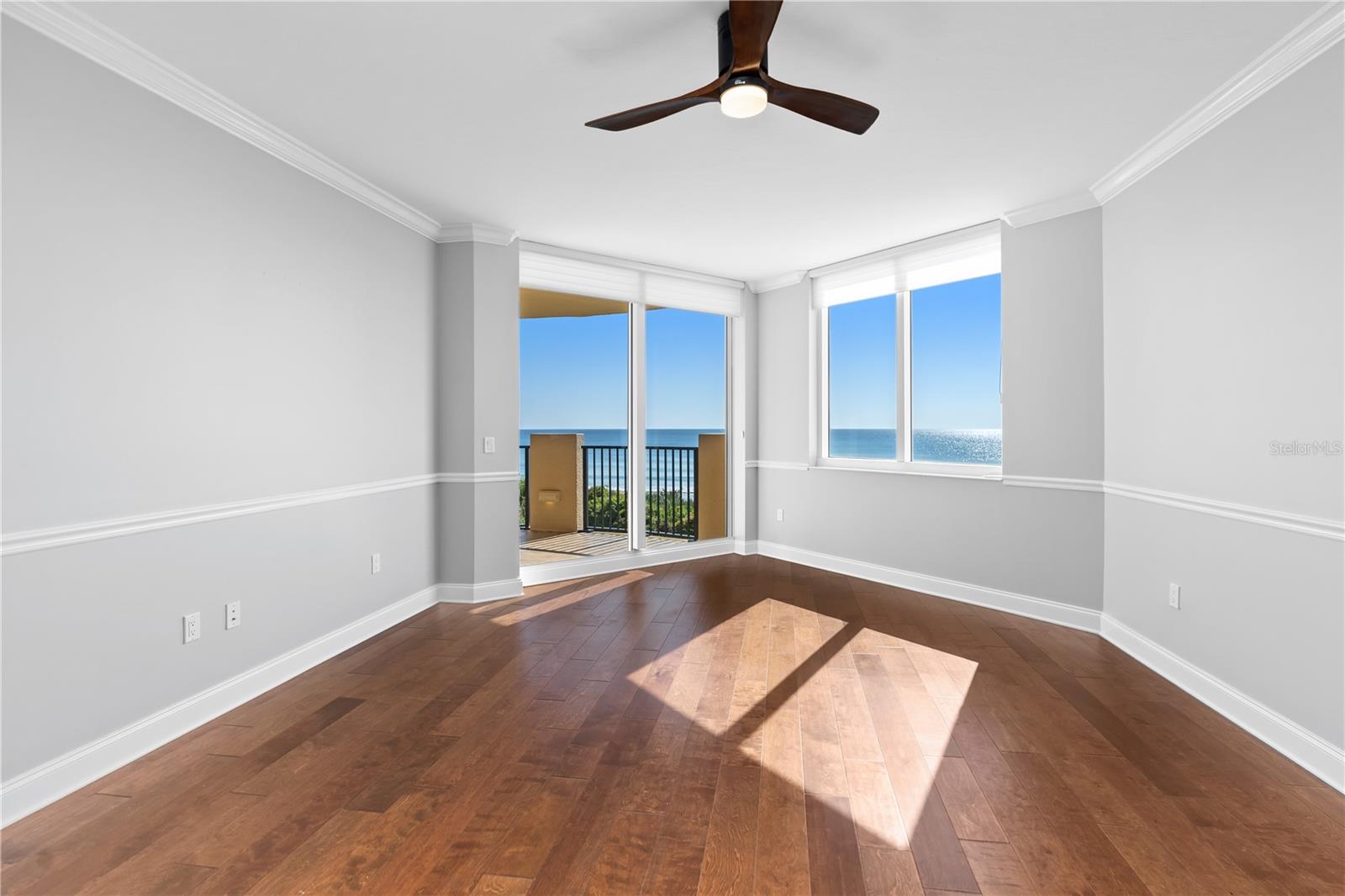 19 AVENUE DE LA MER #205