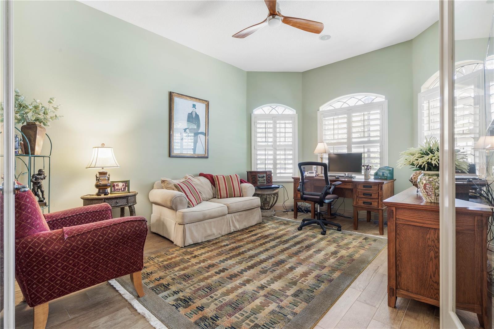 52 LAGARE ST