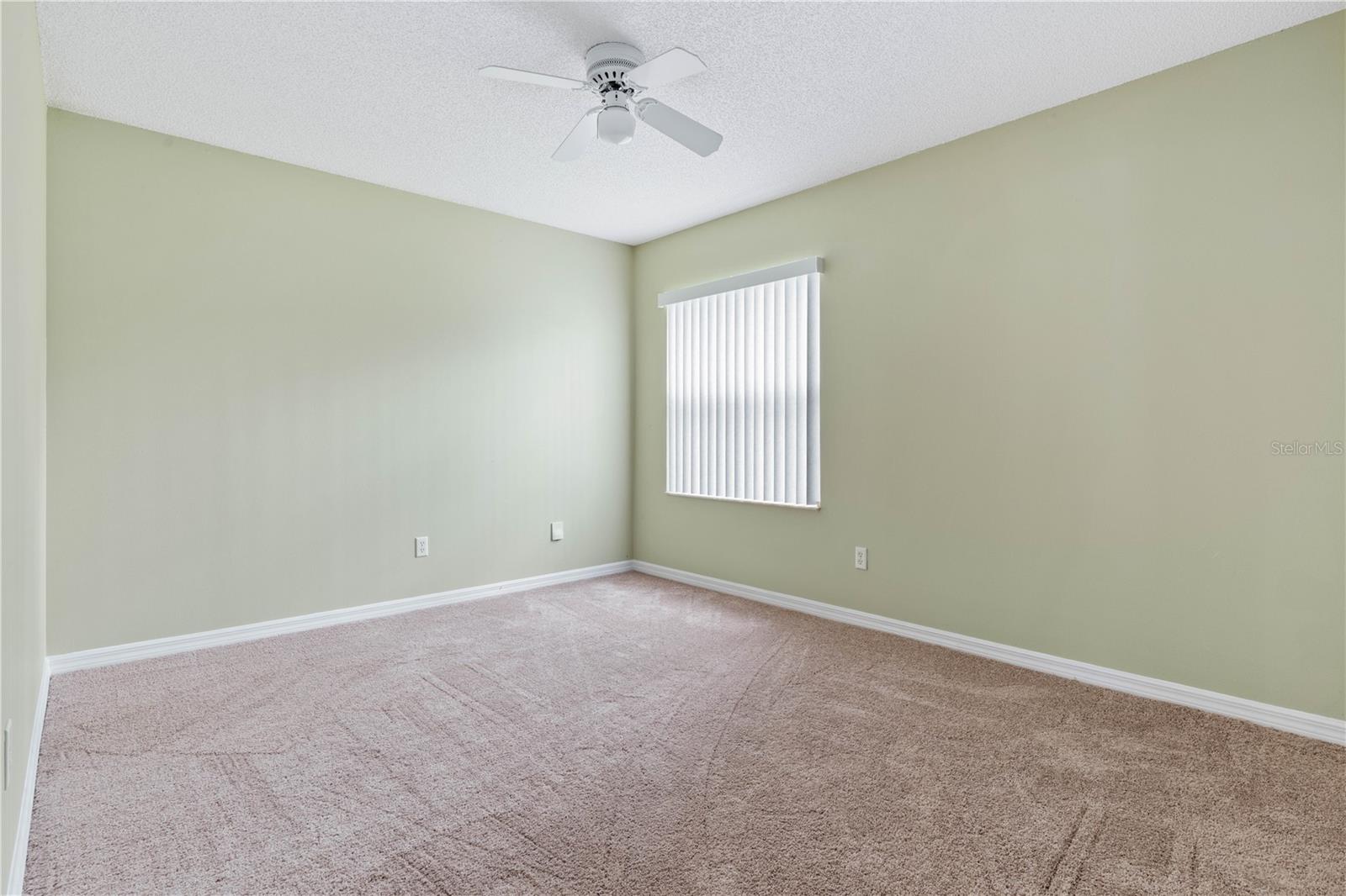 23 EMPIRE LN