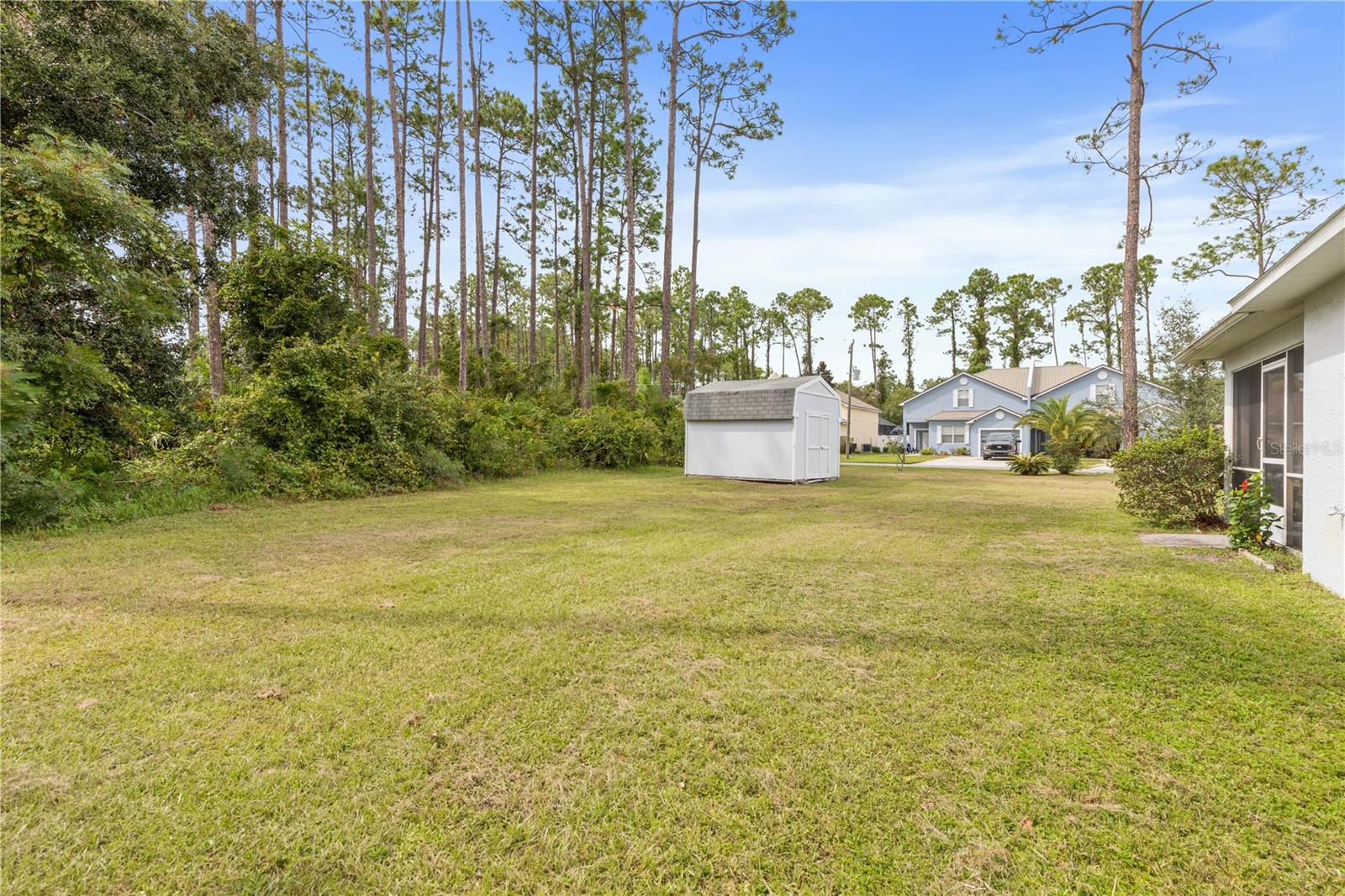 23 EMPIRE LN