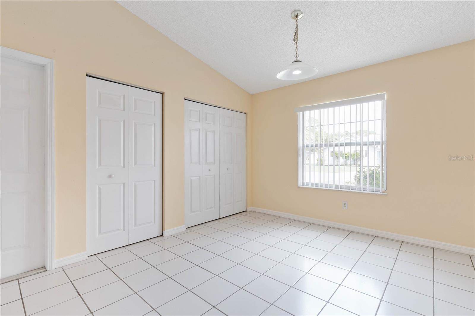 23 EMPIRE LN