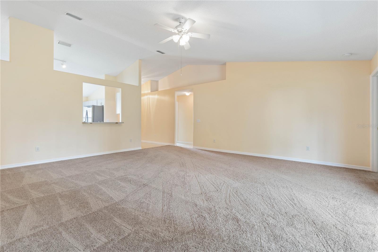 23 EMPIRE LN