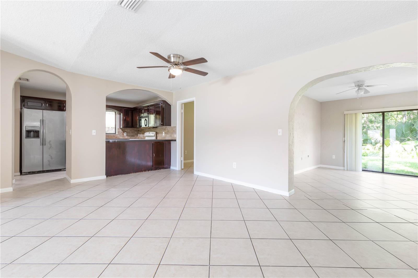 24 BLARE CASTLE DR