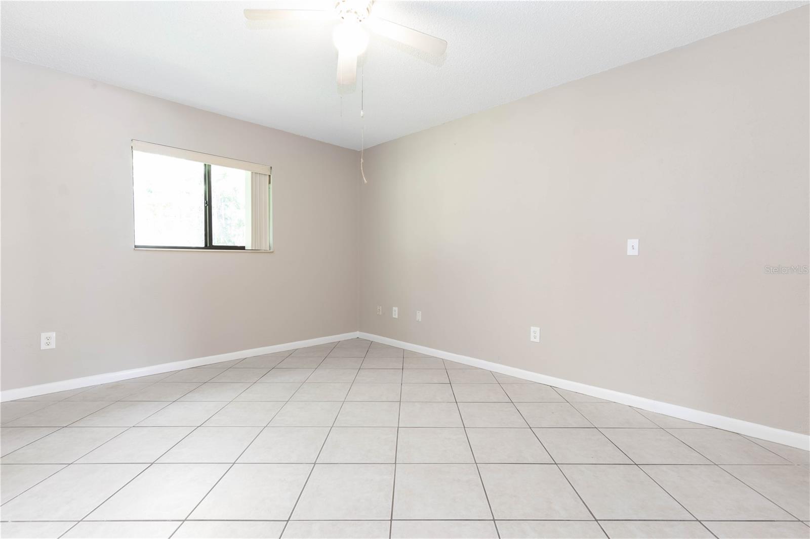 24 BLARE CASTLE DR