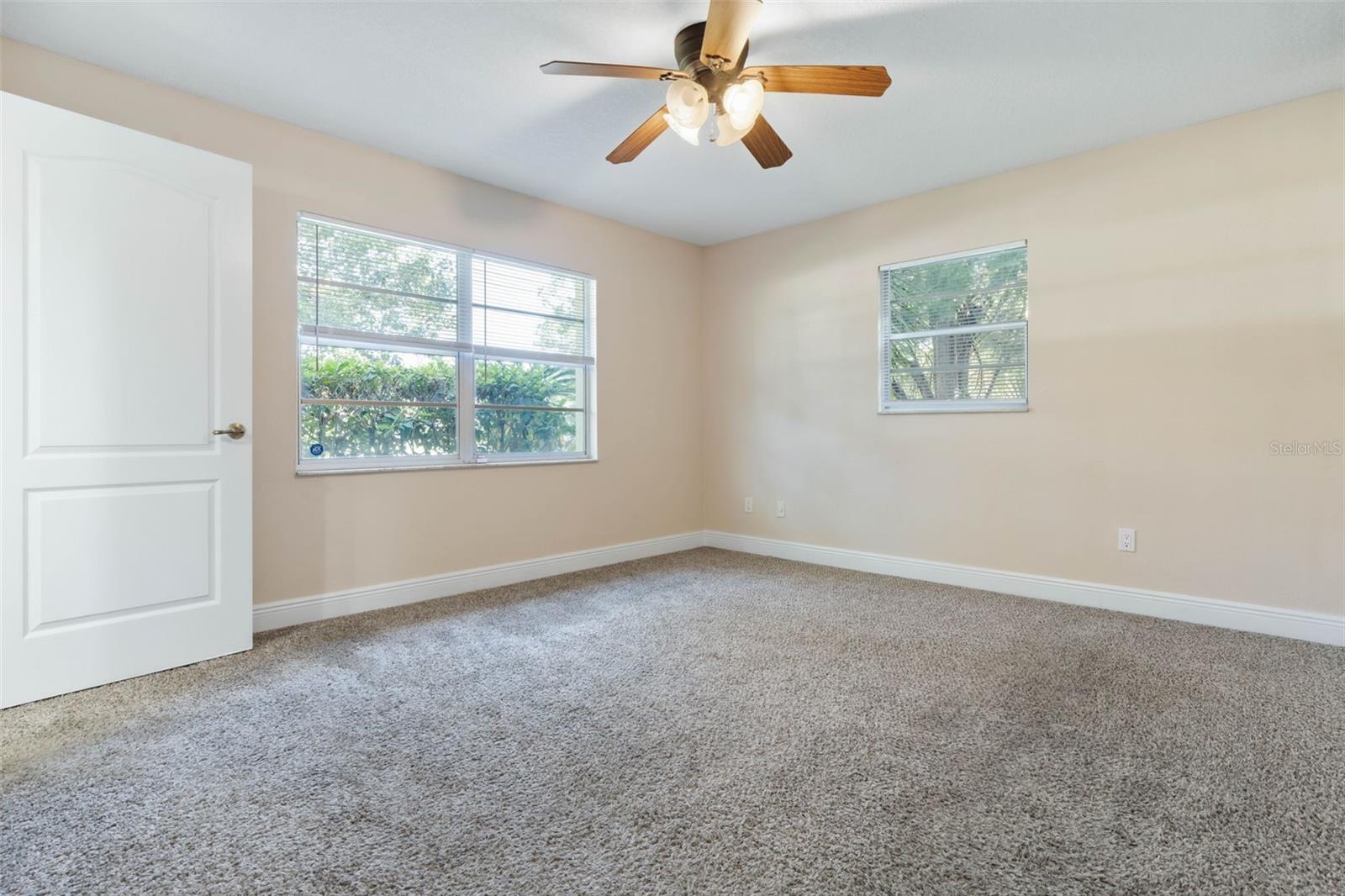 2 BEACHWAY DR
