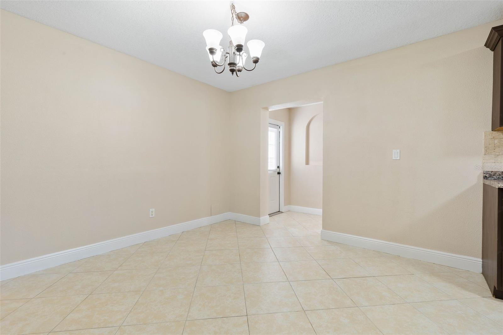 2 BEACHWAY DR